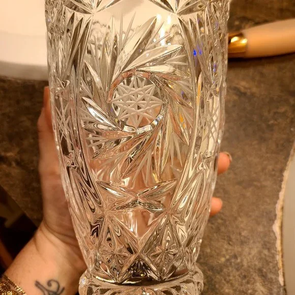 Lead Crystal Vase! - Picture 2 of 2
